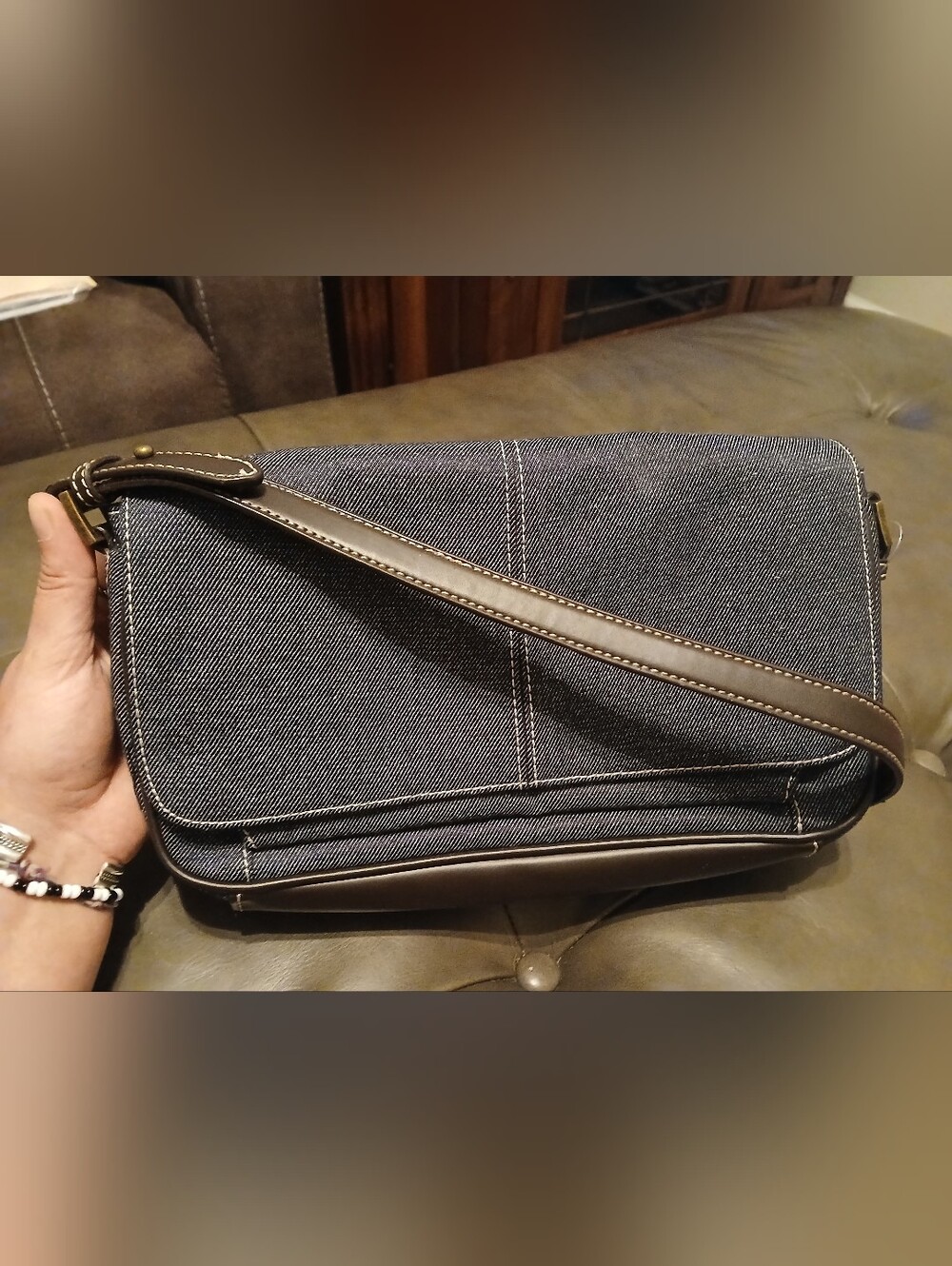 Liz Claiborne Black & Gray Crossbody Bag